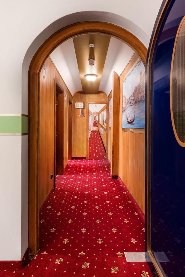 Hotel Du Train München Buitenkant foto